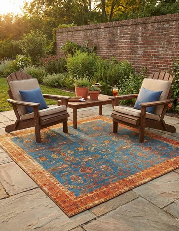 7' 10 x 7' 10 Easy-Clean Traditional Indoor / Outdoor Square Rug