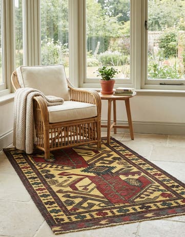 2' 10 x 4' 8 Hand Knotted Sumak Wool Rug