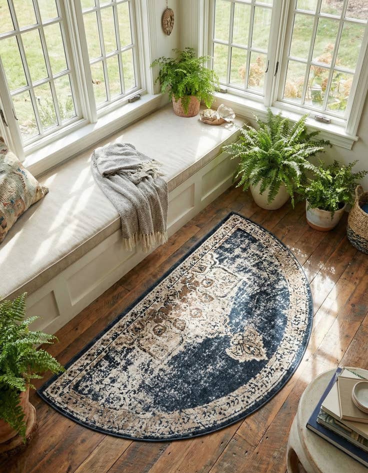 Detail image of 3' x 6' Villa Hearth Rug