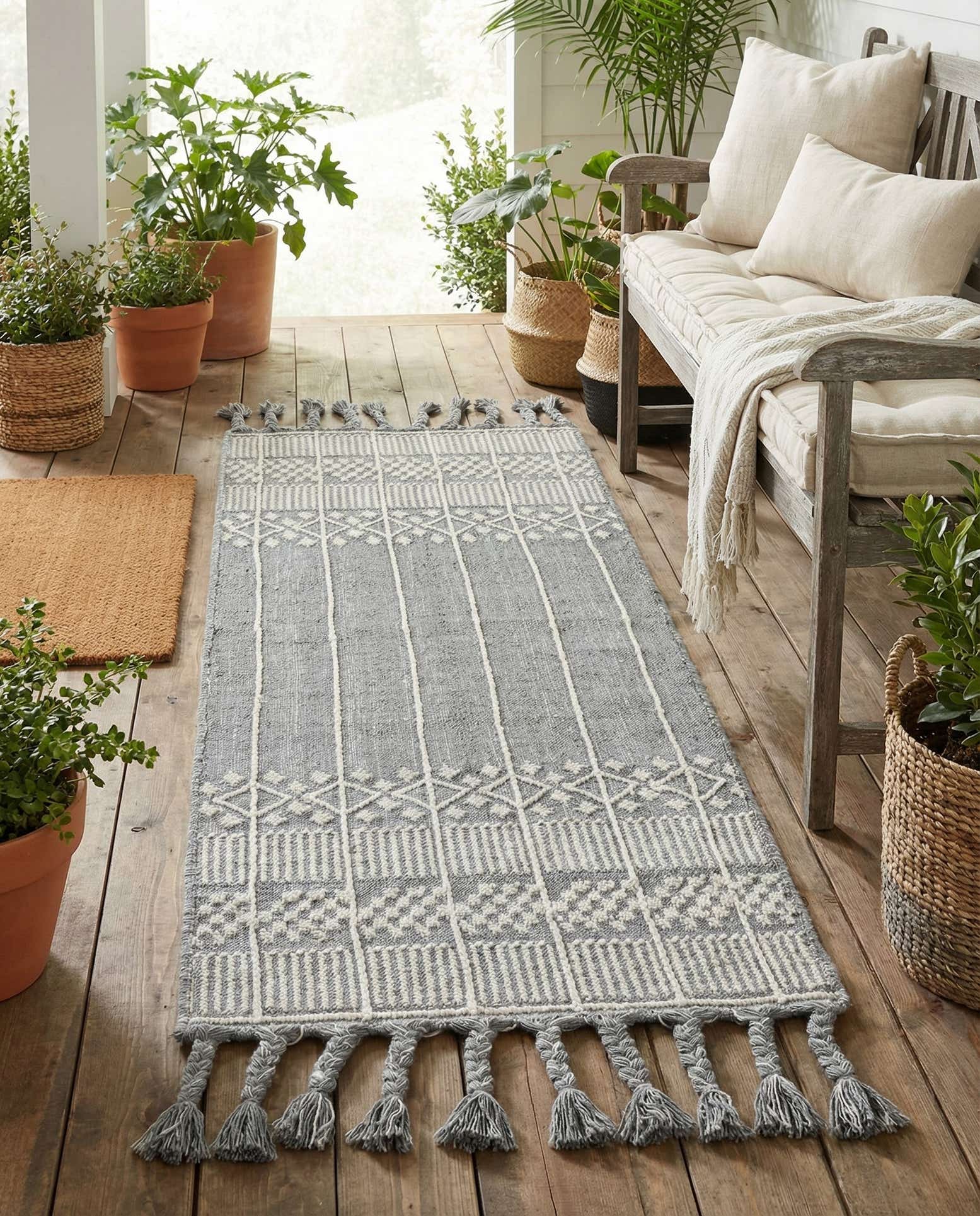 2' 2 x 5' 1 Easy-Clean Eco Bohemian Indoor / Outdoor Runner Rug