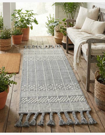 2' 2 x 5' 1 Easy-Clean Eco Bohemian Indoor / Outdoor Runner Rug