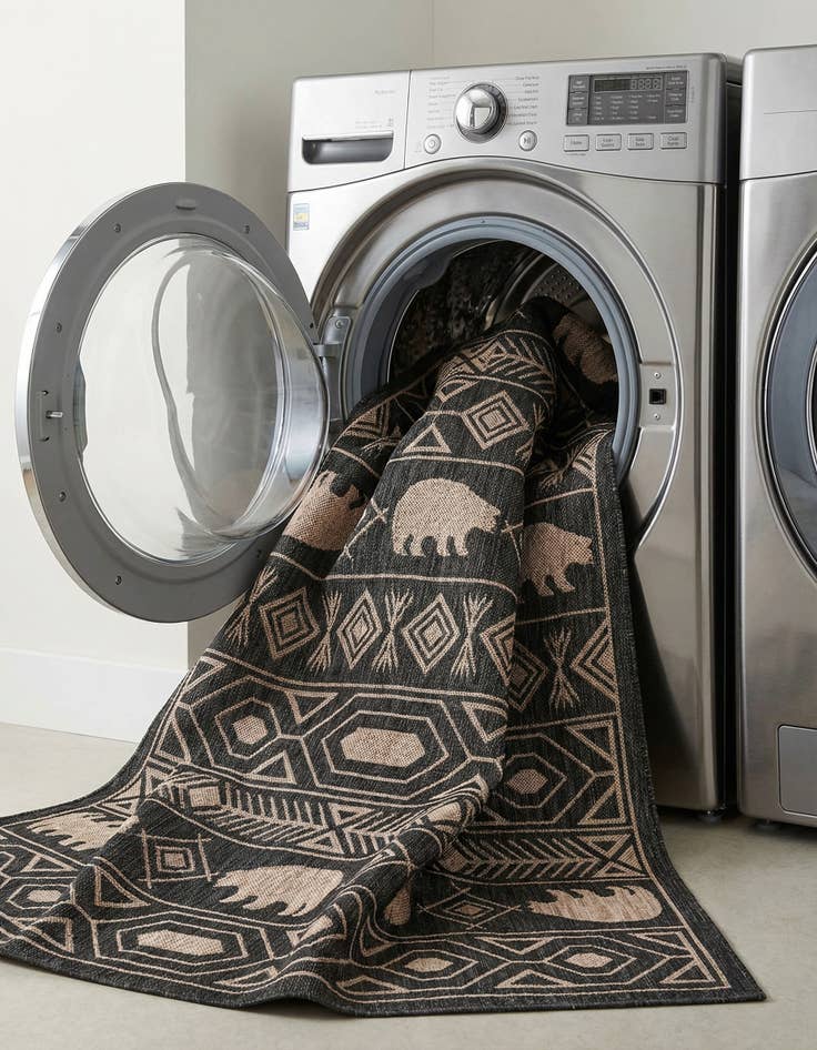 Detail image of 5' 3 x 8'  Washable Southwestern Indoor / Outdoor Rug