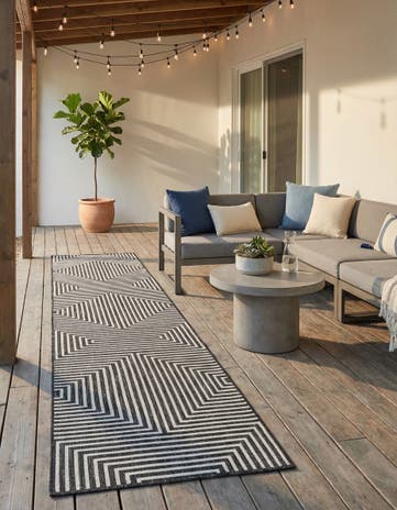2' 7 x 12' Easy-Clean Modern Indoor / Outdoor Runner Rug