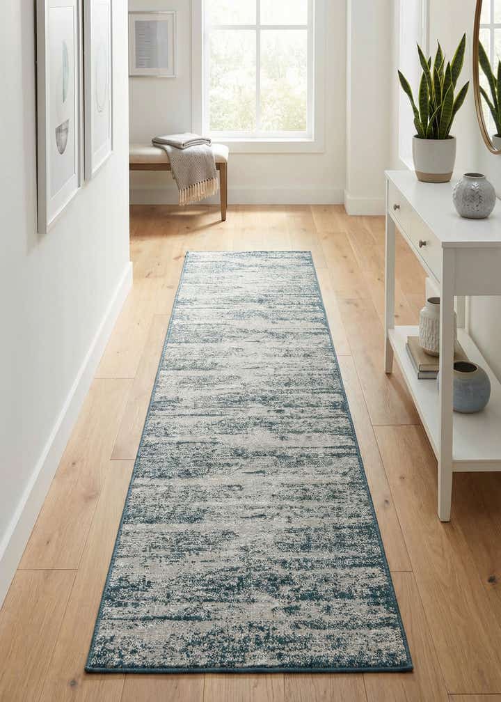 2' 7 x 14' Easy-Clean Modern Indoor / Outdoor Runner Rug