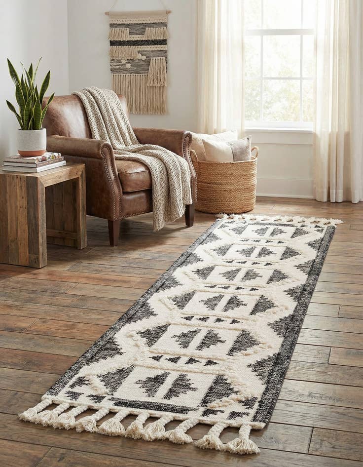 Detail image of  2' 2 x 8' 2  Hand Woven Arizona Wool Runner Rug