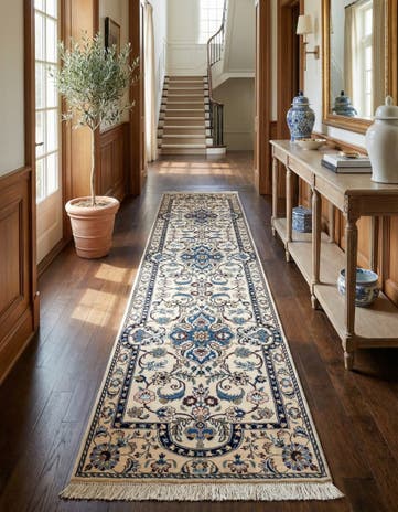 1' 7 x 9' 7 Hand Knotted Nain Rug
