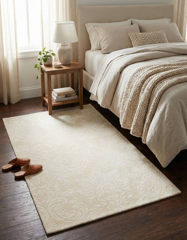 Detail image of 3' 1 x 4' 11  Hand Knotted Darya Wool Rug