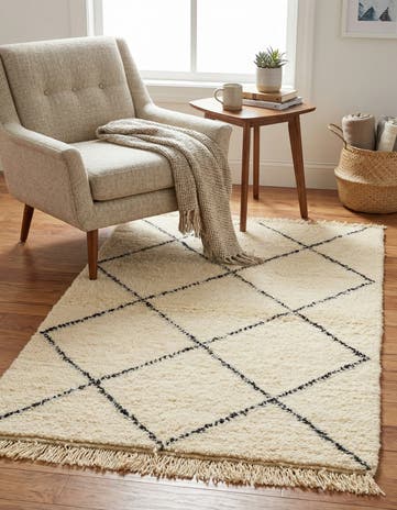 3' x 4' 10 Hand Knotted Moroccan Wool Rug
