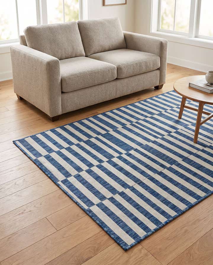 4' x 6' Easy-Clean Ribbon Indoor / Outdoor Rug