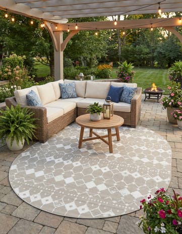 Gray Easy-Clean Lattice Indoor / Outdoor Oval Rug