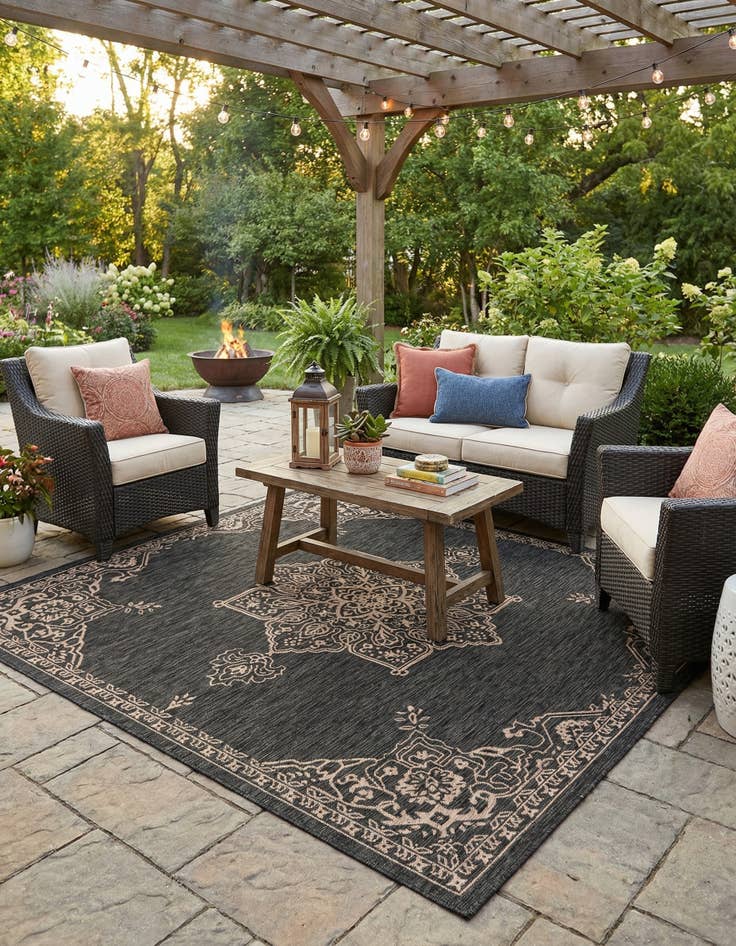 Detail image of 10' x 10'  Washable Traditional Indoor / Outdoor Square Rug