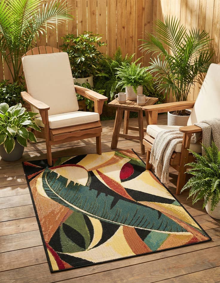 Detail image of 2' x 3'  Washable Botanical Indoor / Outdoor Rug