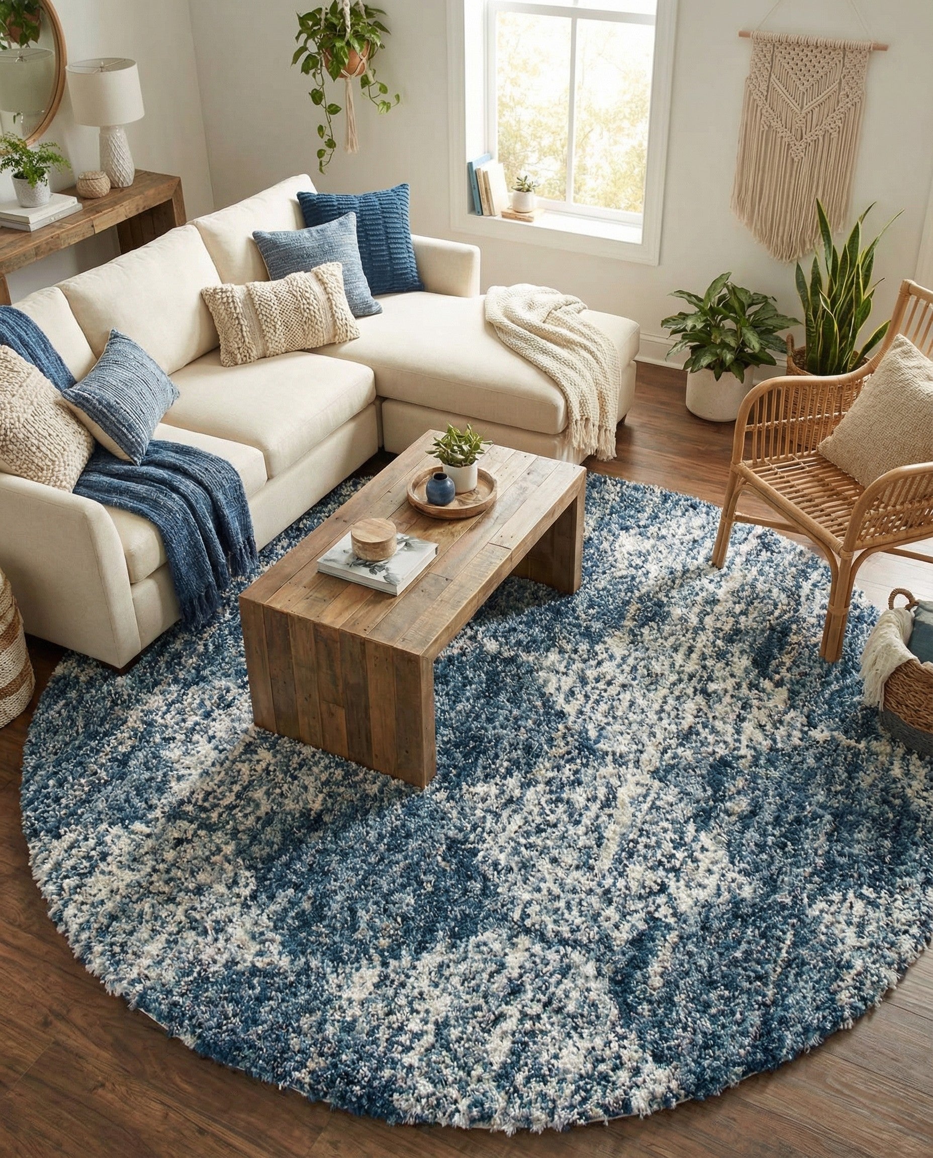  7' x 7' Serenity Shag Round Rug