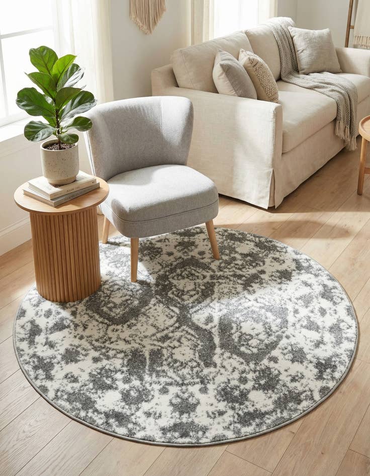 Detail image of 3' 3 x 3' 3 Venice Round Rug