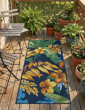 2' x 4' Easy-Clean Botanical Indoor / Outdoor Runner Rug