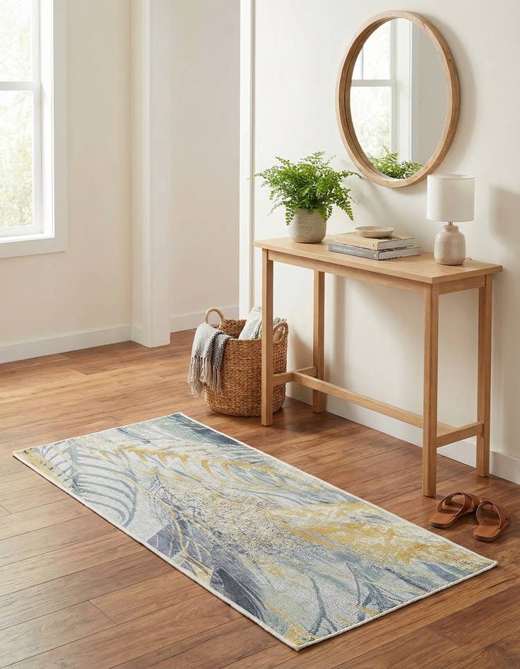 Detail image of 2' x 4'  Washable Botanical Indoor / Outdoor Runner Rug