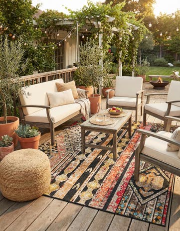 7' 10 x 10' Easy-Clean Casablanca Indoor / Outdoor Rug