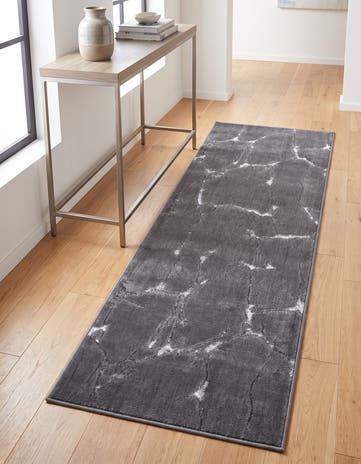 2' x 6' Vogue Geo Runner Rug