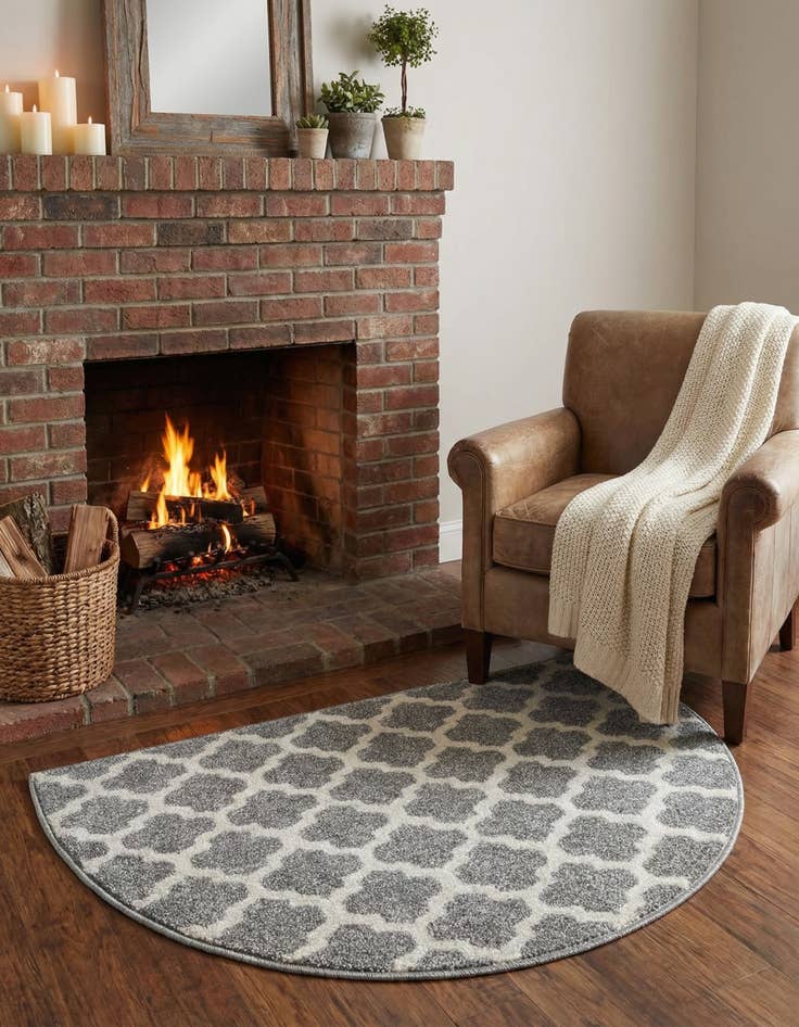 Detail image of  2' 2 x 3' 7 Lattice Hearth Rug