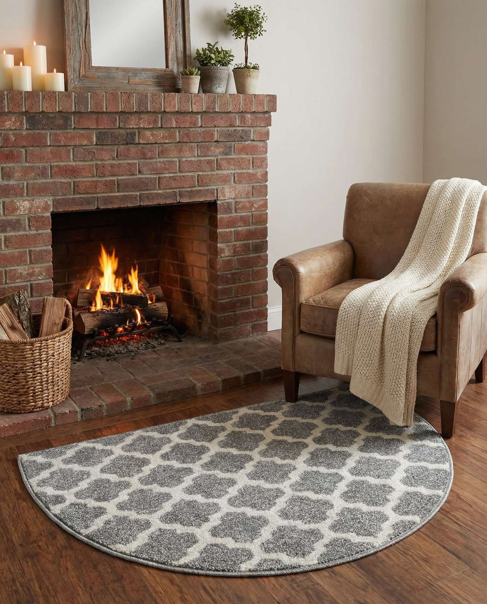 2' 2 x 3' 7 Lattice Hearth Rug