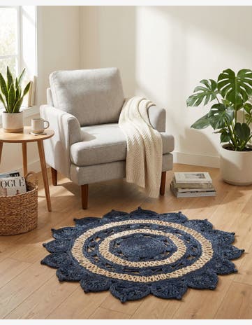 3' 1 x 3' 1 Handmade Braided Jute Round Rug