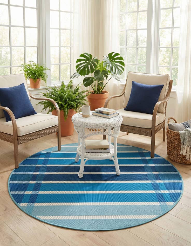 Detail image of  3' x 3'  Washable Ribbon Indoor / Outdoor Round Rug