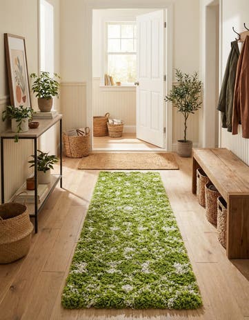 2' 7 x 10' Moroccan Trellis Shag Runner Rug