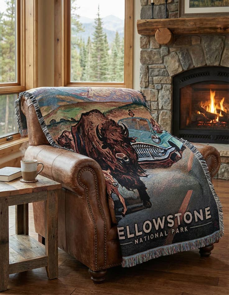 Detail image of 4' 6 x 6' Yellowstone Throw Blanket
