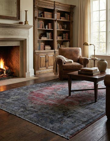 3' 11 x 6' 7 Vintage Royal Wool Rug