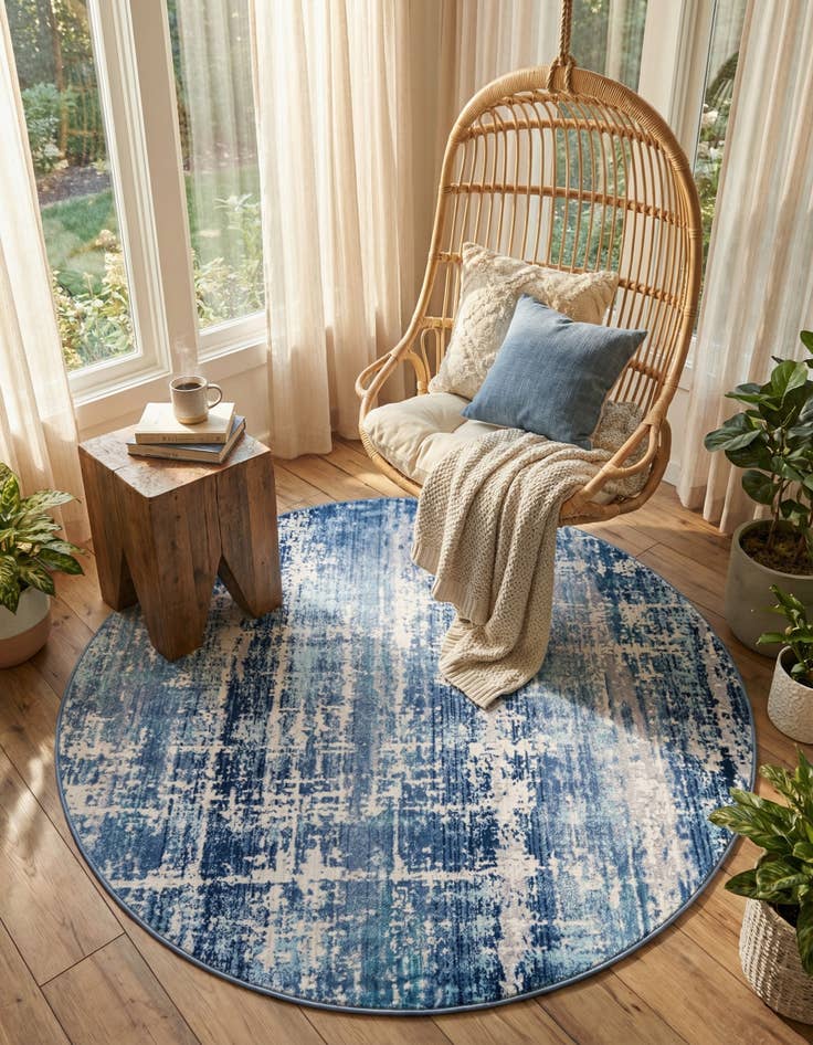 Detail image of 3' 7 x 3' 7 Malibu Round Rug