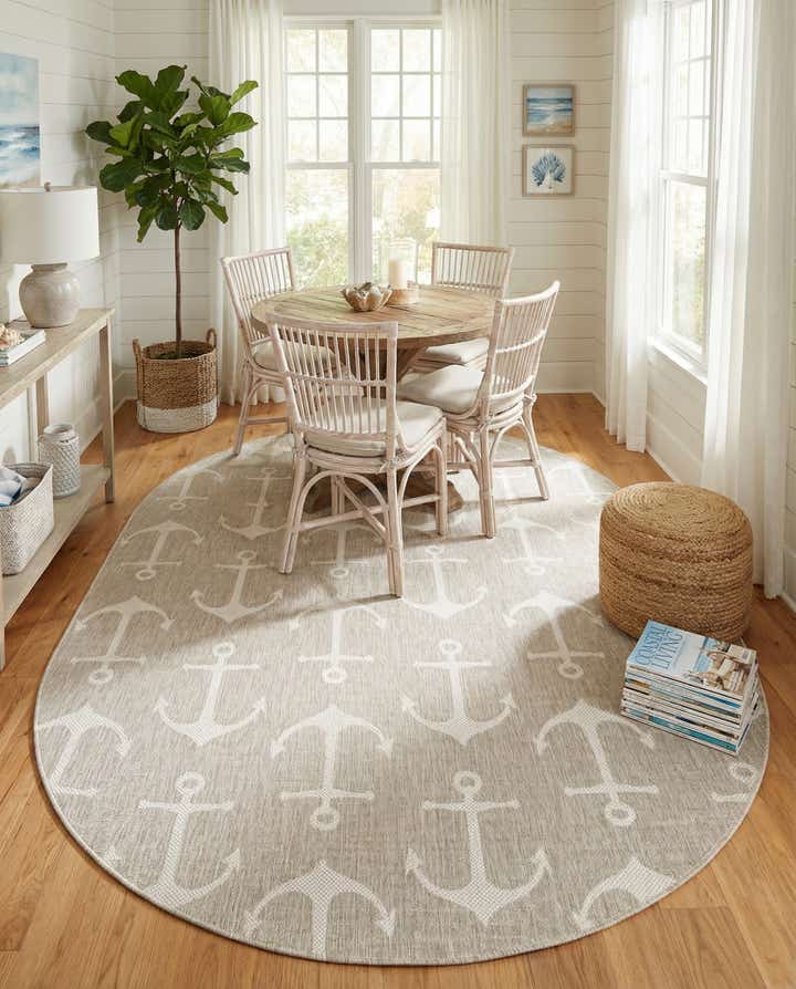 7' 10 x 10' Easy-Clean Coastal Indoor / Outdoor Oval Rug