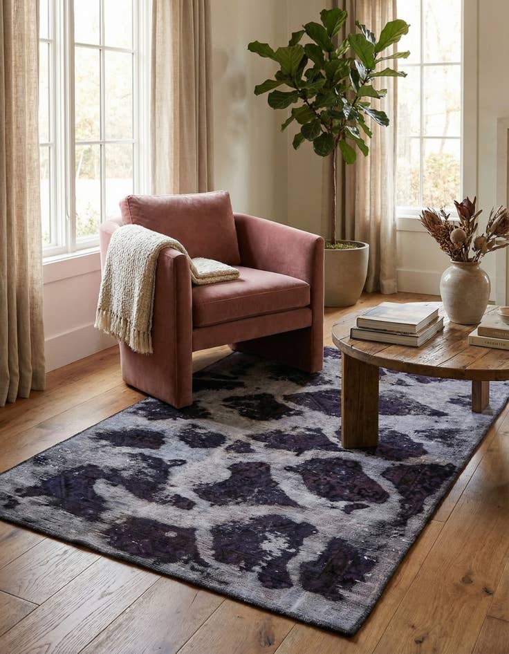 Detail image of 4' x 6'  Hand Knotted Ultra Vintage Persian Wool Rug