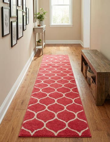 2' x 13' Lattice Frieze Runner Rug
