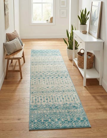 2' 7 x 10' Moroccan Trellis Runner Rug