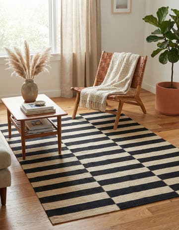 4' 3 x 5' 10 Hand Woven Kilim Modern Wool Rug