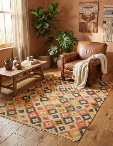 4' 1 x 5' 7 Hand Woven Kilim Maymana Wool Rug