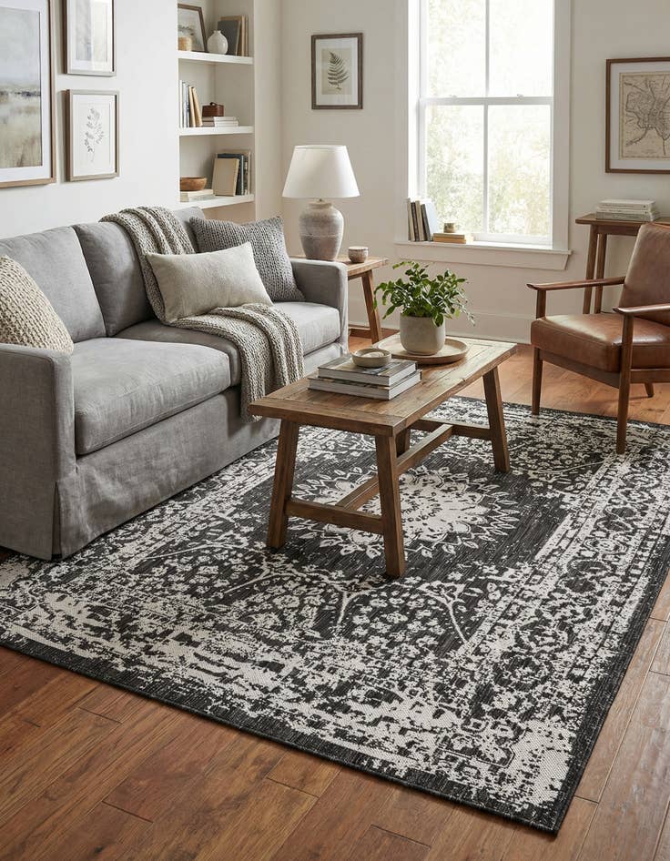 Detail image of  5' 3 x 7'  Washable Traditional Indoor / Outdoor Rug