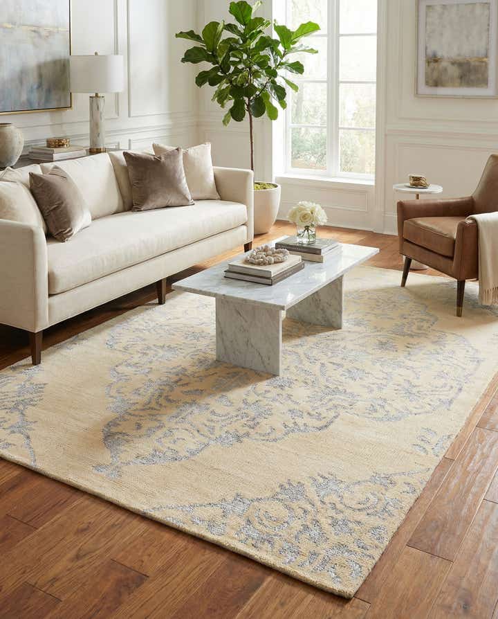 4' 10 x 8' Hand Knotted Darya Rug