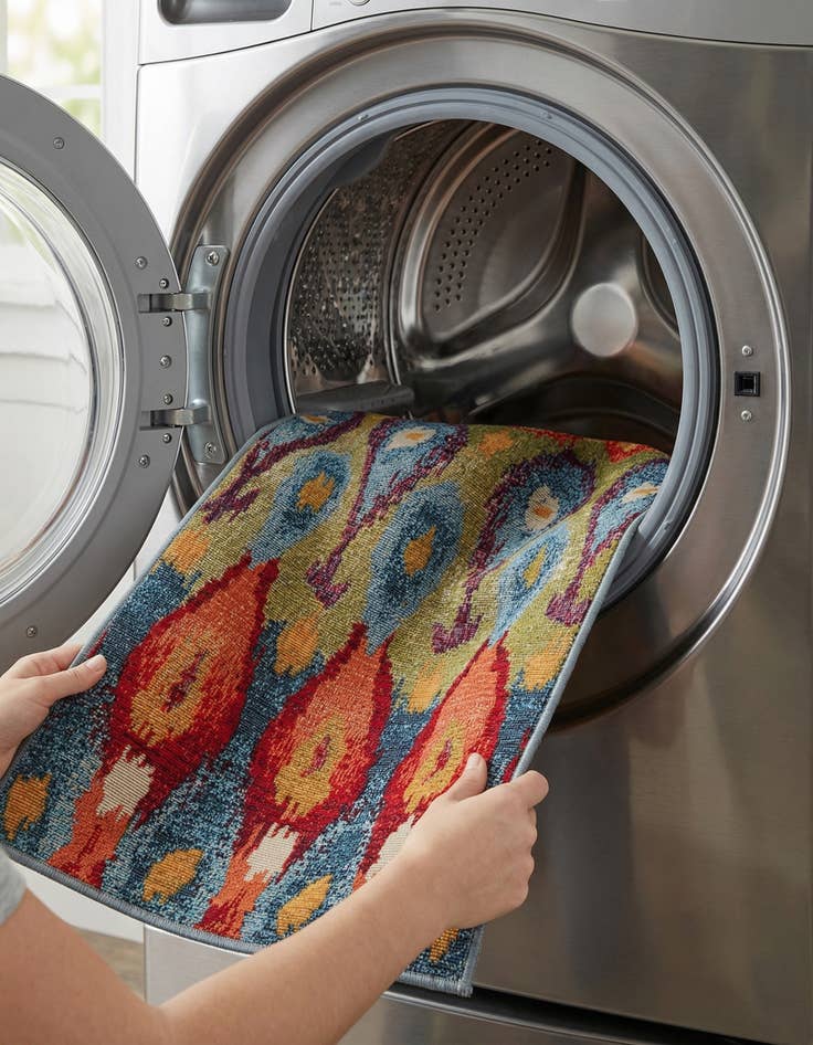 Detail image of 2' x 4'  Washable Modern Indoor / Outdoor Runner Rug