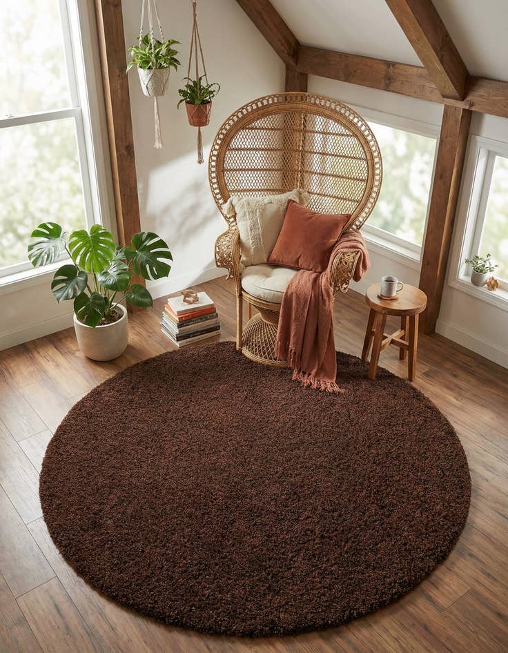 Detail image of 7' x 7' Solid Shag Round Rug