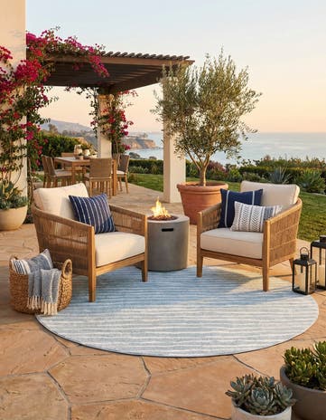 8' x 8' Easy-Clean Sabrina Soto Ola Indoor / Outdoor Round Rug