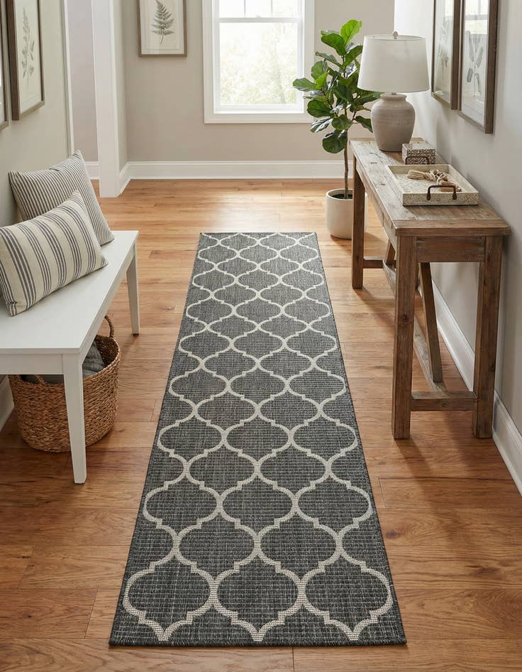 Detail image of 2' 7 x 10'  Washable Trellis Indoor / Outdoor Runner Rug