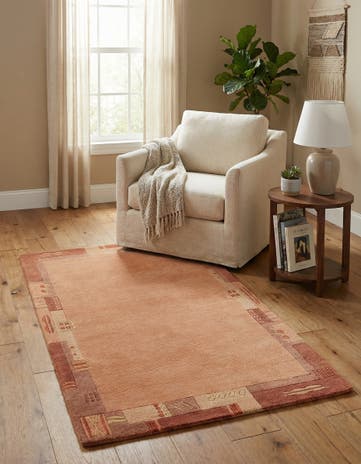 2' 5 x 4' 7 Hand Knotted Nepal Wool Rug