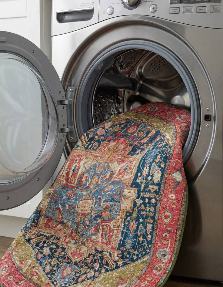 Detail image of 5' 3 x 8'  Washable Traditional Indoor / Outdoor Oval Rug