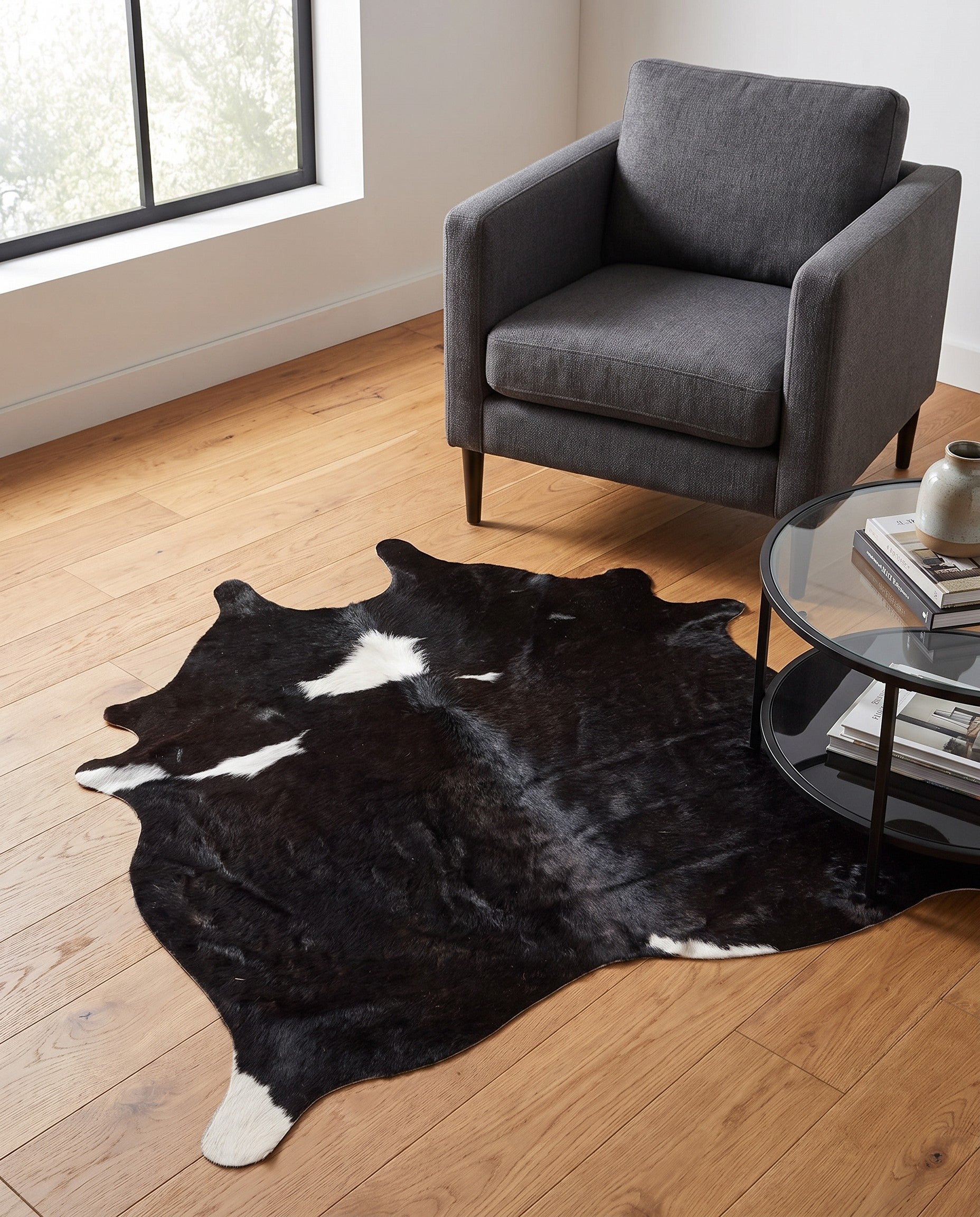 4' 10 x 4' 10 Cowhide Leather Square Rug