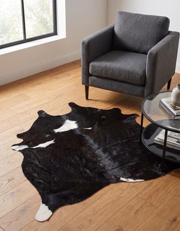 4' 10 x 4' 10 Cowhide Leather Square Rug