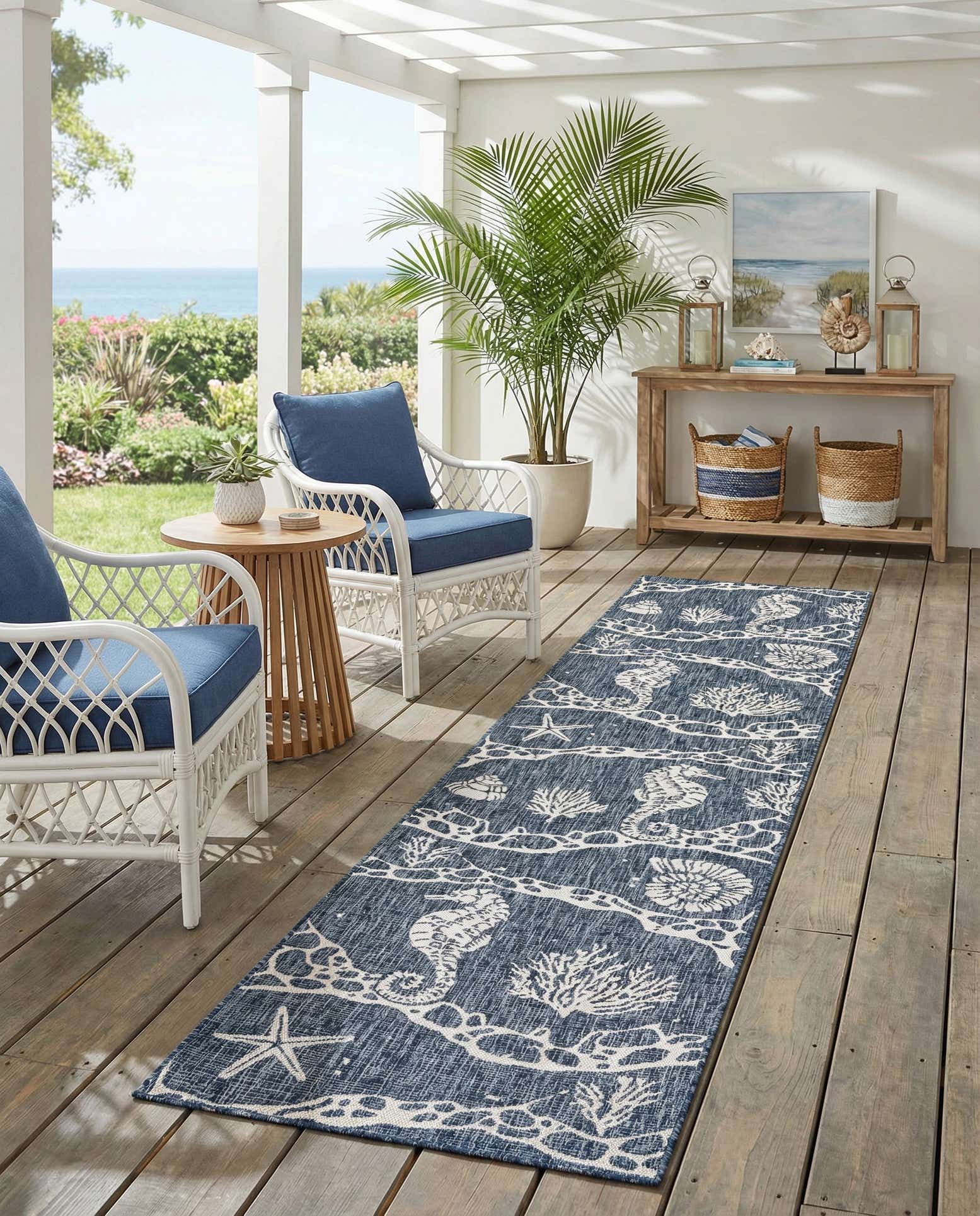 2' 7 x 12' Easy-Clean Coastal Indoor / Outdoor Runner Rug