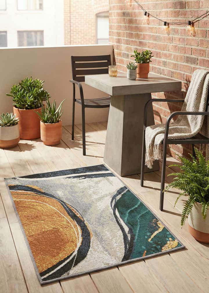2' x 3' 1 Easy-Clean Modern Indoor / Outdoor Rug