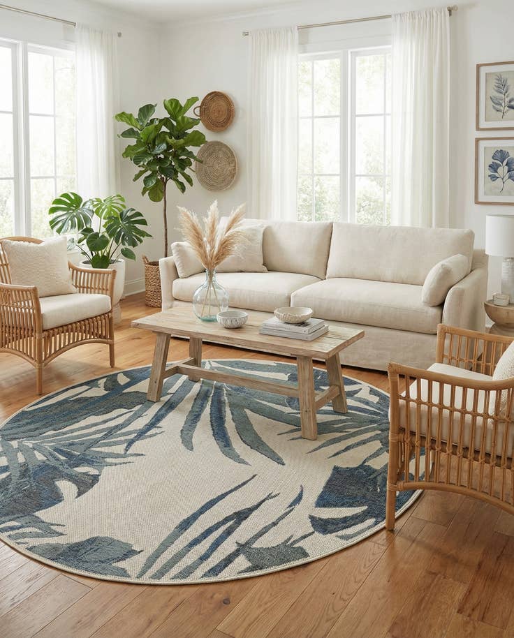 Detail image of 7' 10 x 7' 10 Easy-Clean Baja Indoor / Outdoor Round Rug