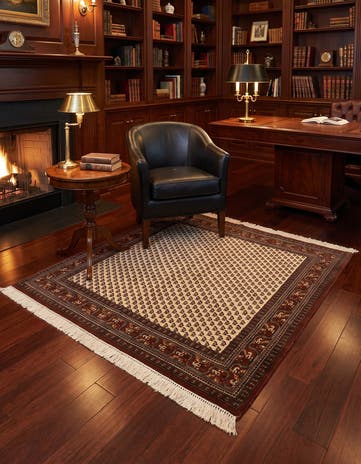 4' 9 x 5' 2 Mir Square Rug
